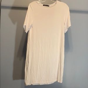 Boohoo Long White T-shirt